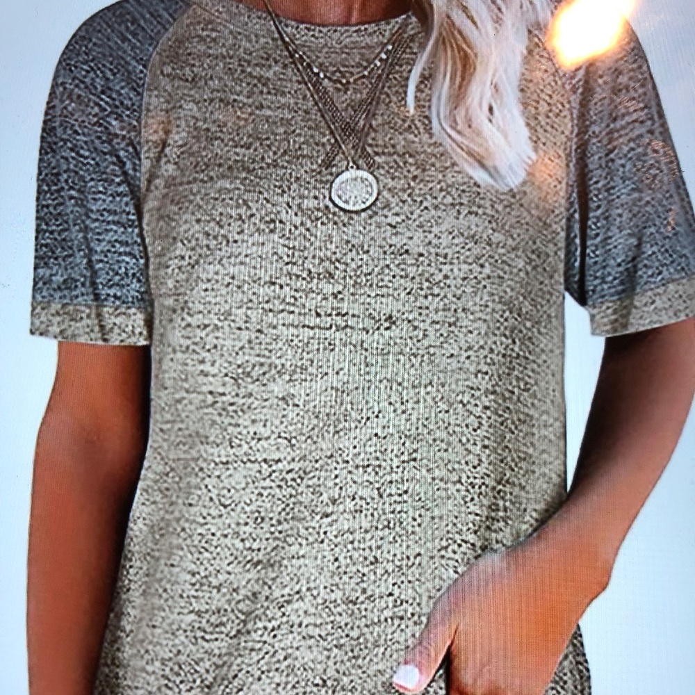 Short sleeve crewneck tee